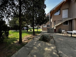 VELIKA KUĆA U ALEKSANDROVU